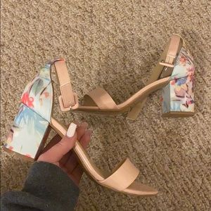 floral heels size 8.5 women’s